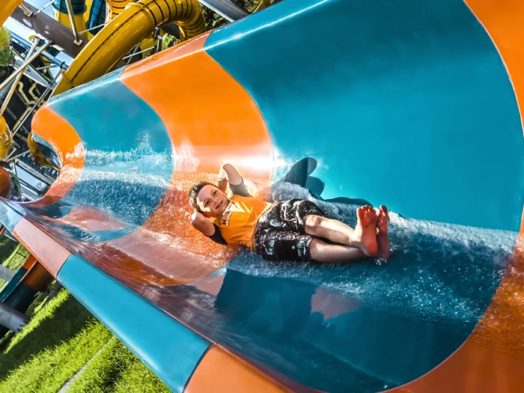 SPIKE | Самые большие водные горки в мире: 10 рекордных водных горок SPIKE | The Biggest Waterslide in the World: 10 Record-Breaking Water Slides