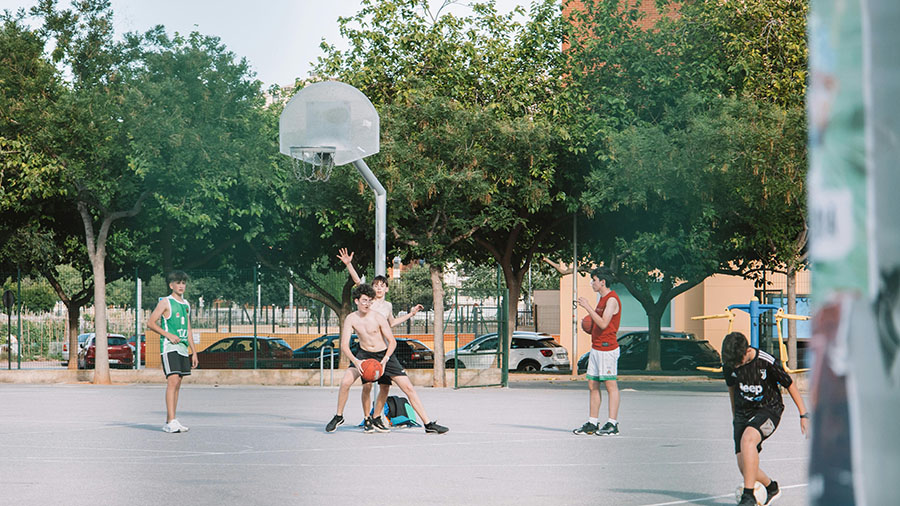SPIKE | How to Create an Engaging Community Park: 9 Essential Steps to Follow SPIKE | How to Create an Engaging Community Park: 9 Essential Steps to Follow