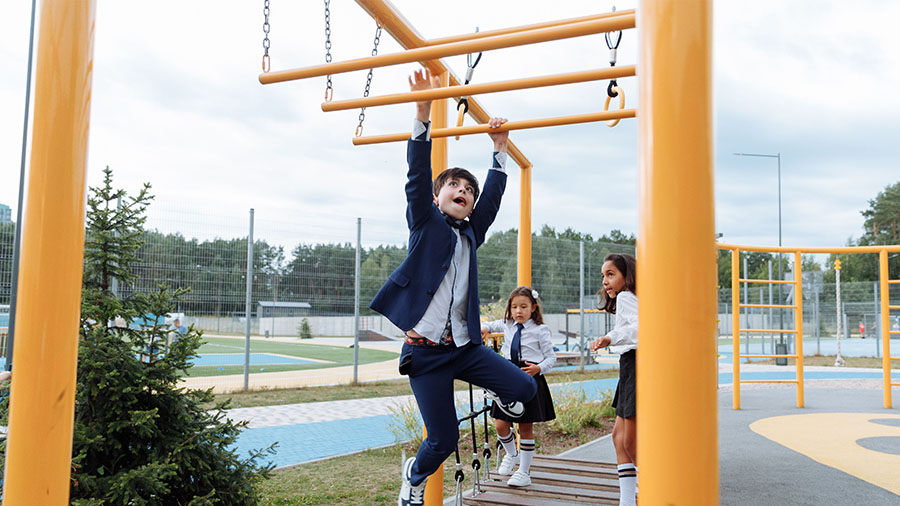 SPIKE | Why Can’t Adults Do the Monkey Bars? SPIKE | Why Can’t Adults Do the Monkey Bars?