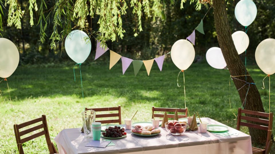 SPIKE | How to Throw a Playground Birthday Party SPIKE | How to Throw a Playground Birthday Party