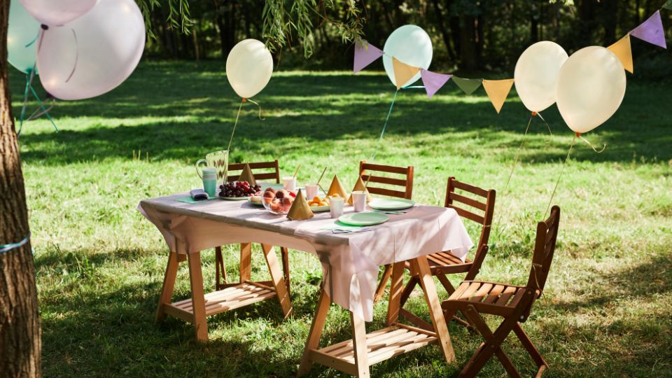 SPIKE | How to Throw a Playground Birthday Party SPIKE | How to Throw a Playground Birthday Party