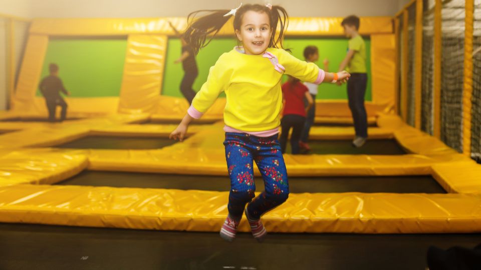 SPIKE | Сколько стоит батутный парк? SPIKE | How Much Does a Trampoline Park Cost?